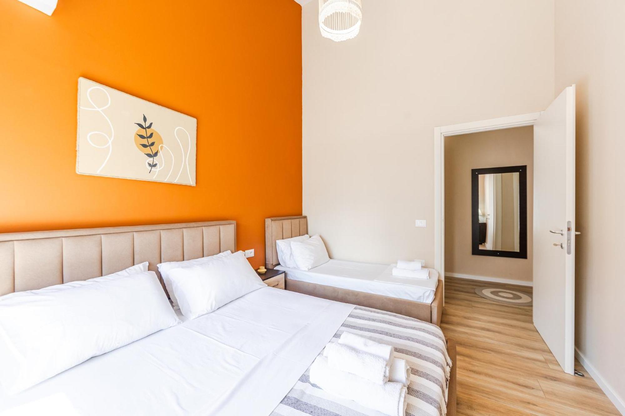 Melon Apartments Vlorë Екстериор снимка